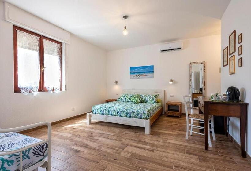 غرفة قياسية ثلاثية, Dery Alghero Holiday Rooms