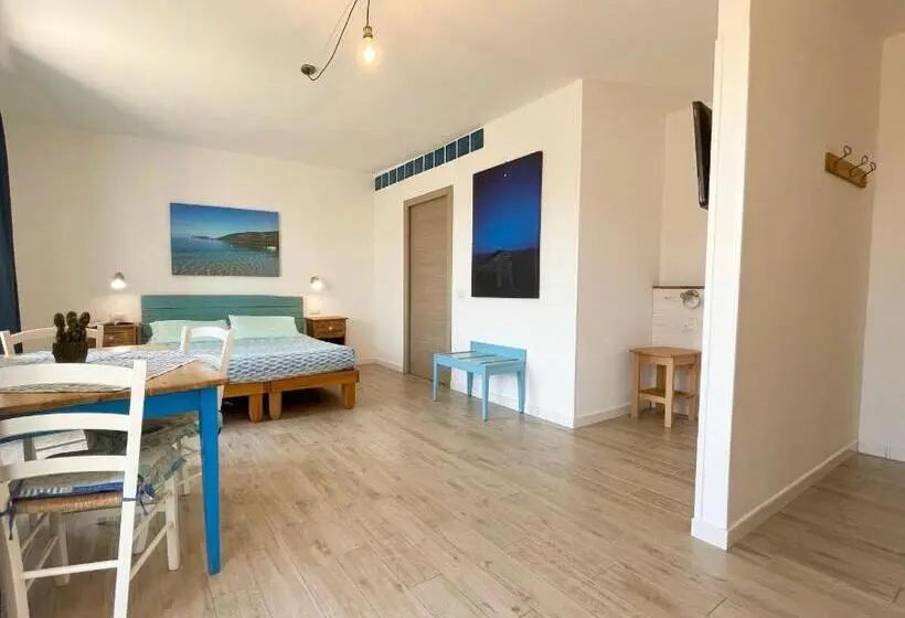 オーシャンビューのスーペリアトリプルルーム, Dery Alghero Holiday Rooms