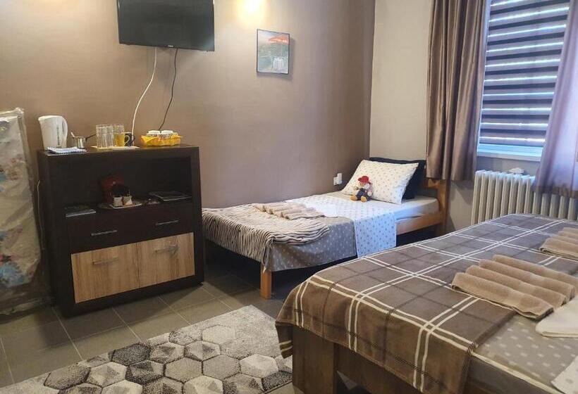 스탠다드 트리플 룸, Guest House Jasmin