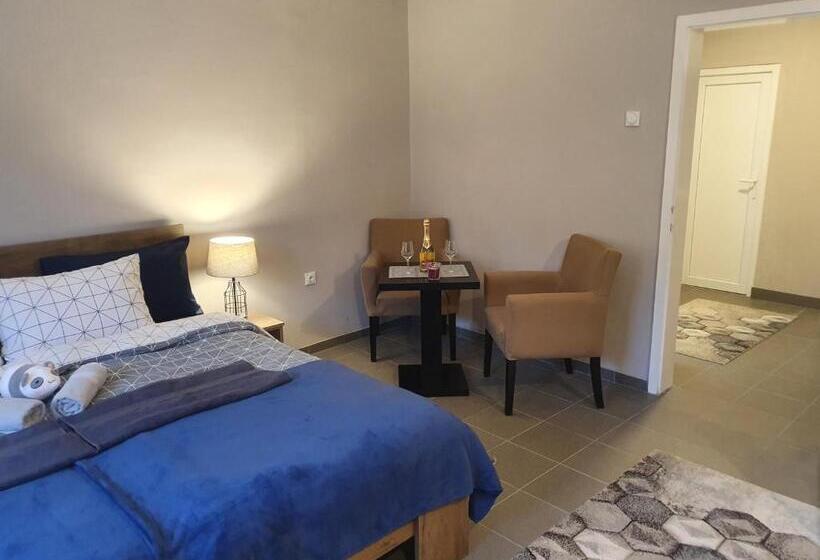 חדר סטנדרט לשלושה, Guest House Jasmin