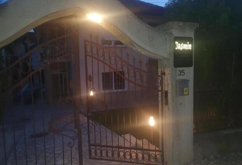 1베드룸 아파트 1층, Guest House Jasmin