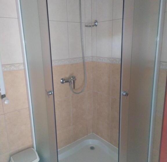 اتاق استاندارد, House Of Vitaliy