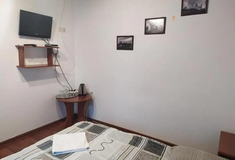 スタンダードルーム, House Of Vitaliy