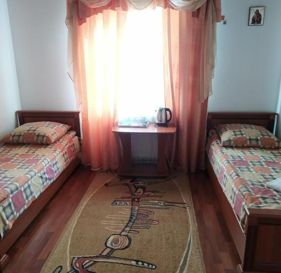 اتاق استاندارد, House Of Vitaliy