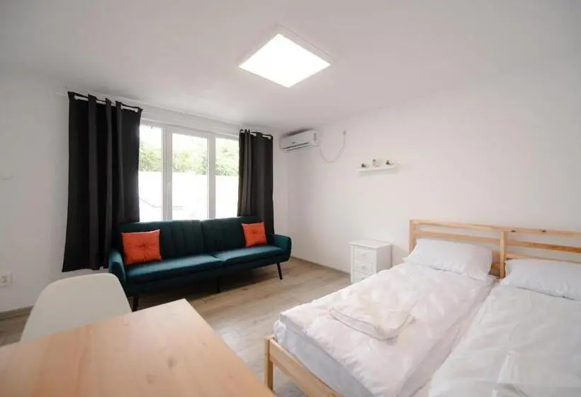デラックスルーム, Pixel Guesthouse