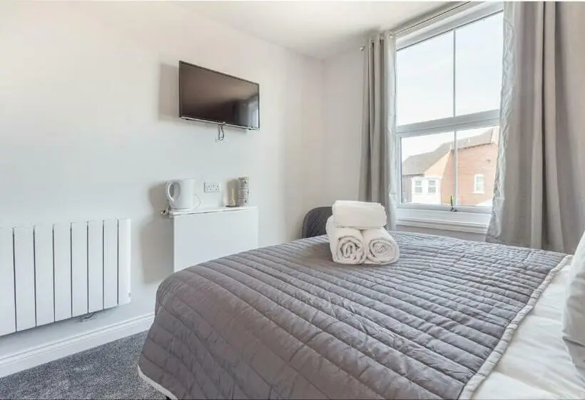 ２ベッドルームアパートメント, Host & Stay   The Bull Inn, 3 Double Rooms