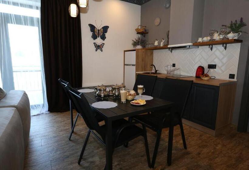 דירת חדר נוף לבריכה, Villa Bonapart