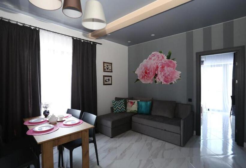 آپارتمان 1 خوابه با چشم‌انداز دریا, Villa Bonapart