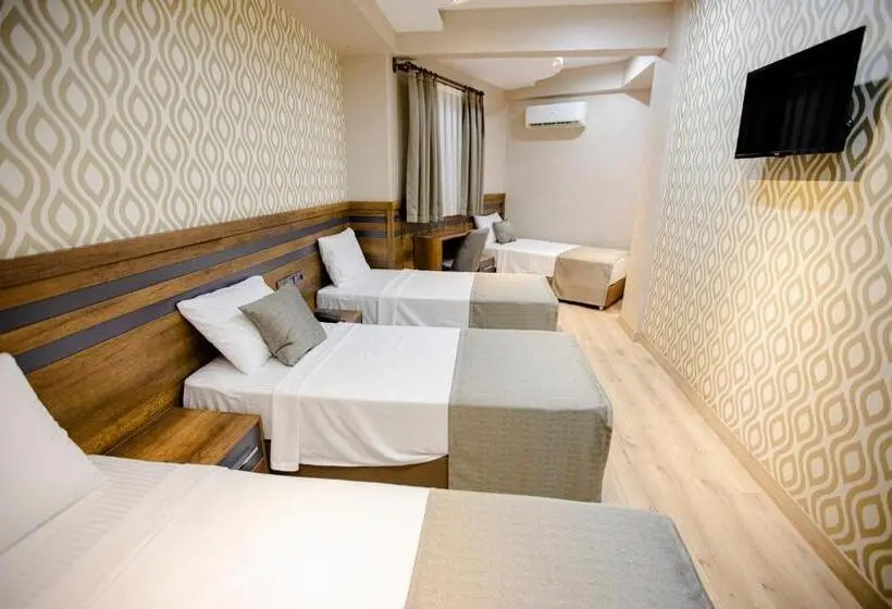 اتاق سوپریور چهار تخته, Vizyon Park Otel