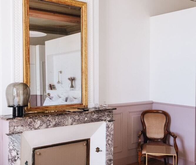 家庭套房, Le Château Réal