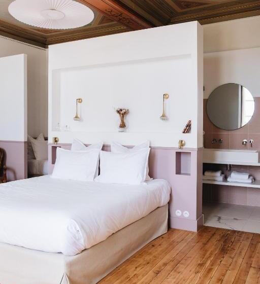 家庭套房, Le Château Réal