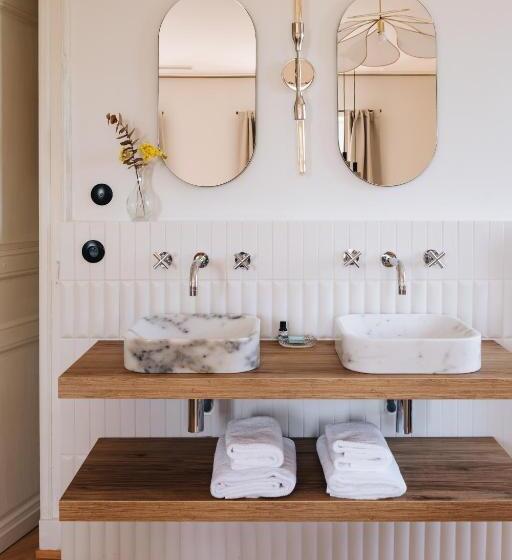 高级套房, Le Château Réal