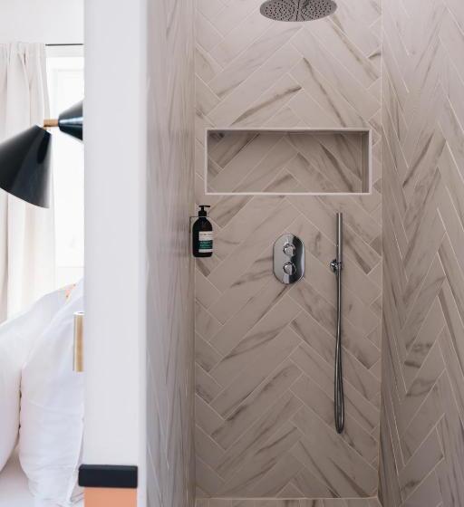 高级套房, Le Château Réal