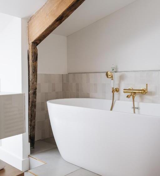 带阳台套房, Le Château Réal