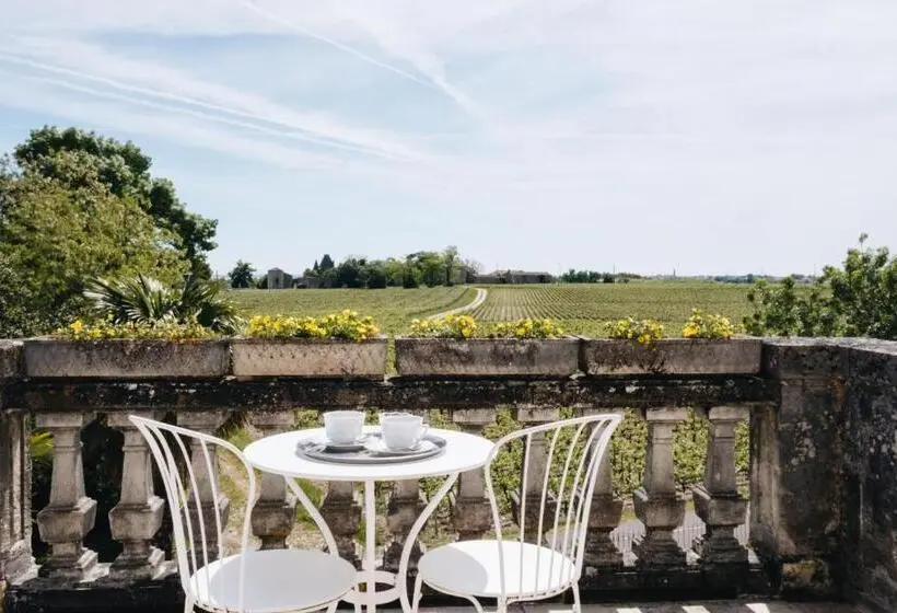 バルコニー付スイート, Le Château Réal
