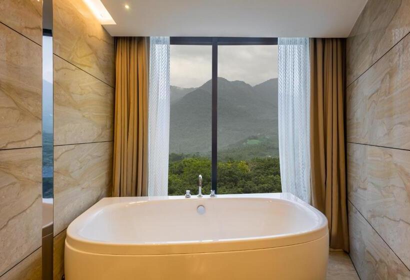 اتاق پرمیوم, Fezinn Hotel   Best Wayanad Hotel In 2024