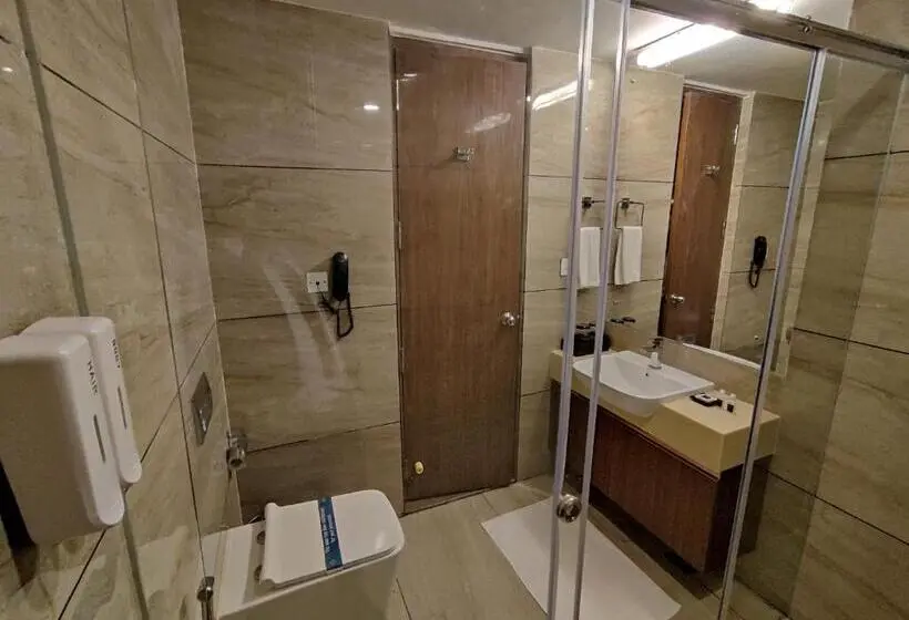 ジュニアスイート, Fezinn Hotel Best Wayanad Hotel In 2024