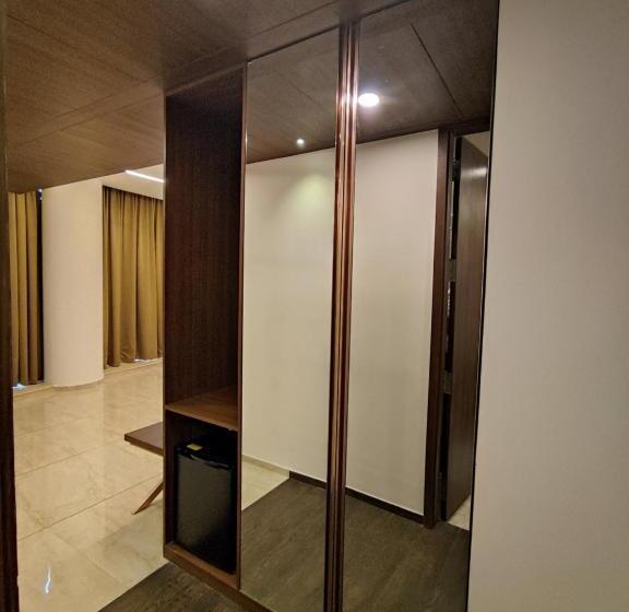주니어 스위트, Fezinn Hotel   Best Wayanad Hotel In 2024