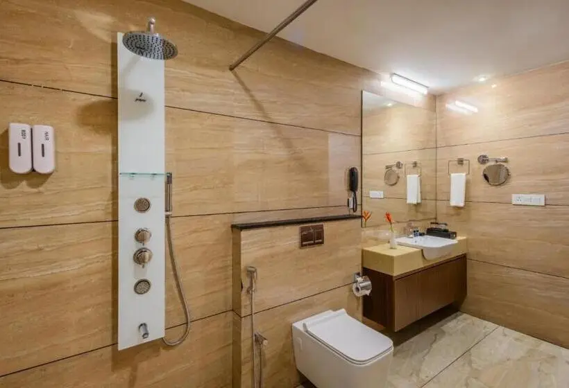 デラックススイート, Fezinn Hotel Best Wayanad Hotel In 2024
