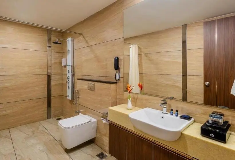 デラックススイート, Fezinn Hotel Best Wayanad Hotel In 2024