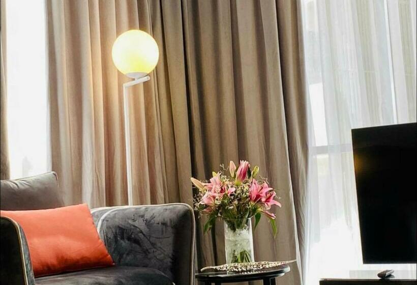 豪华房间, Hadab Al Sahafa