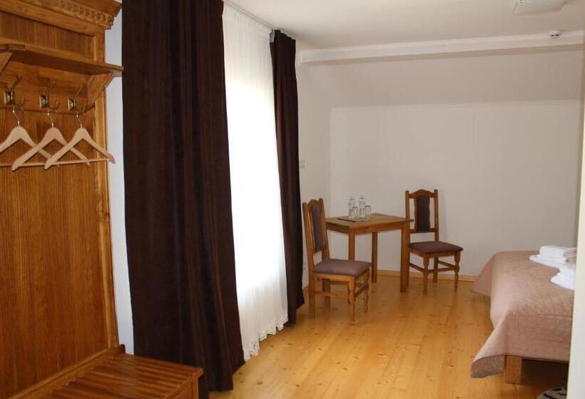 סוויטת ג'וניור, Kolochava Hotel & Restaurant