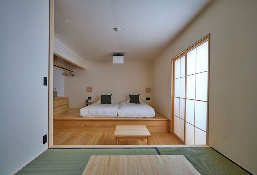 غرفة قياسية ثلاثية, Yubune