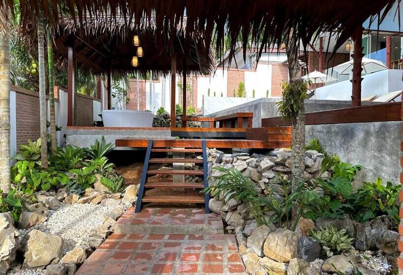 빌라 1 베드룸 - 수영장, Baan Phuvara Retreat   Romantic Jacuzzi Mountain View Villas