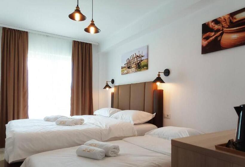 스탠다드 트리플 룸, Casa Lacul Doamnei