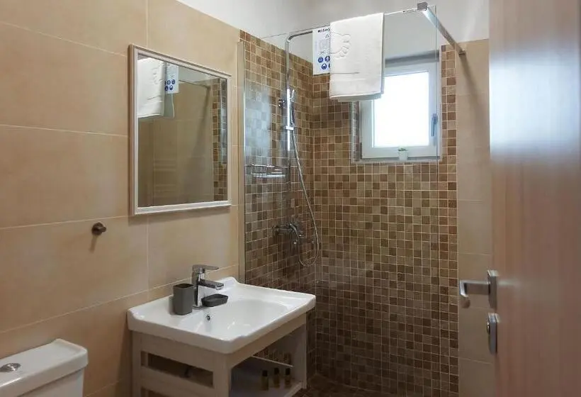 Standard Kolmen Hengen Huone, Casa Lacul Doamnei
