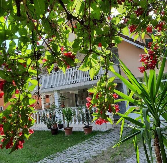 וילה בת חדר שינה 1, Ibis