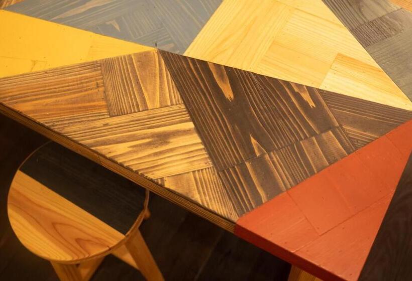 اتاق لوکس, 六根ゲストハウス Rokkon Guest House