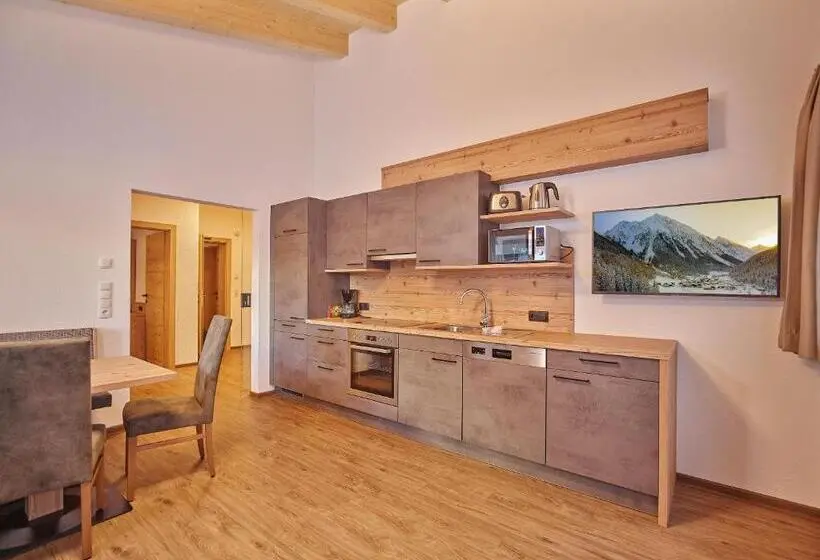 ３ベッドルームアパートメント, Apart Montagna