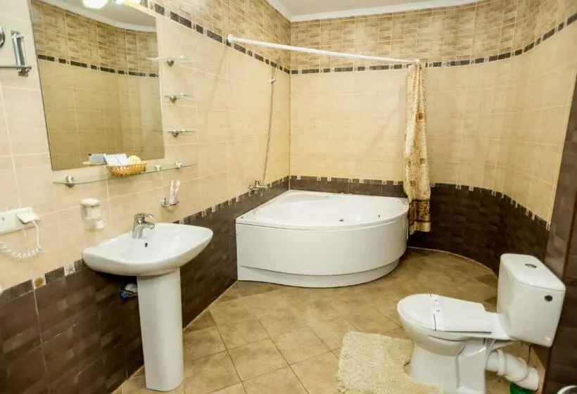 Standard Studio, Dalos
