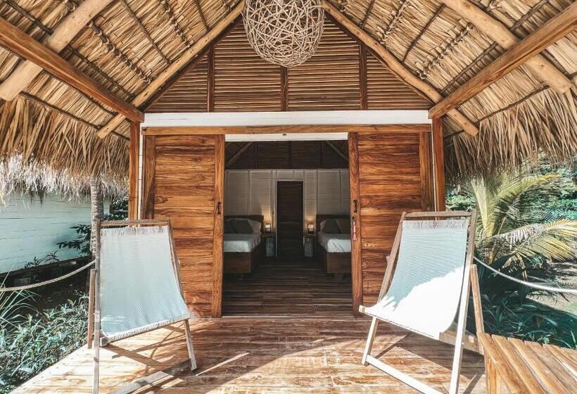 Номер Стандарт Вид на Бассейн, Monoloko Lodge Popoyo