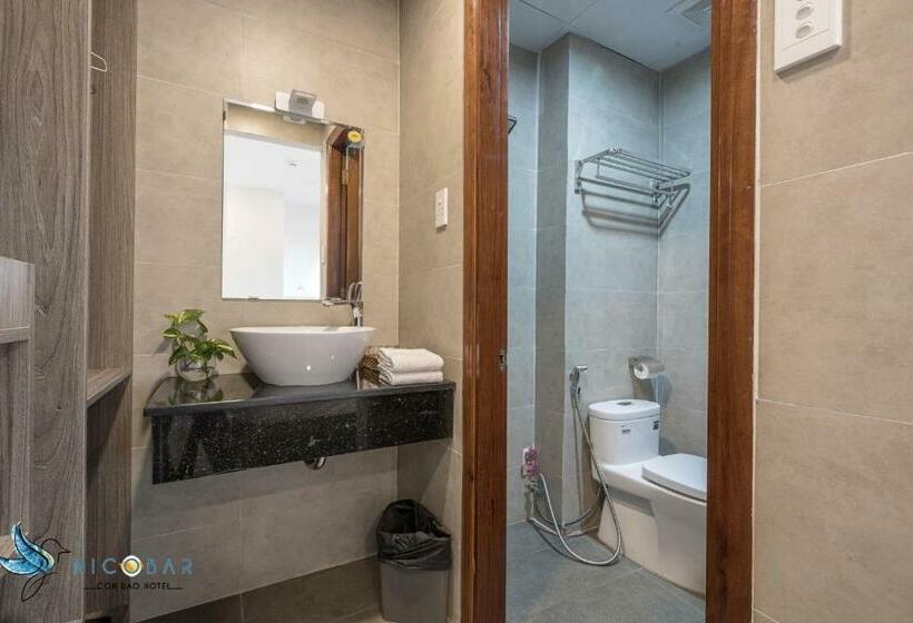 اتاق سوپریور, Nicobar Con Dao