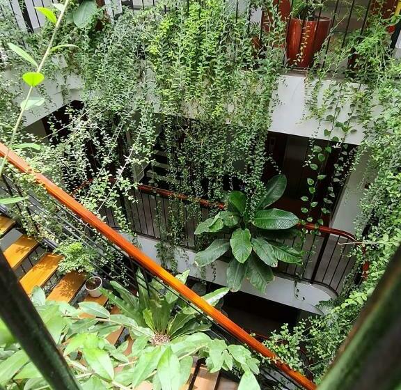 اتاق سوپریور, Nicobar Con Dao