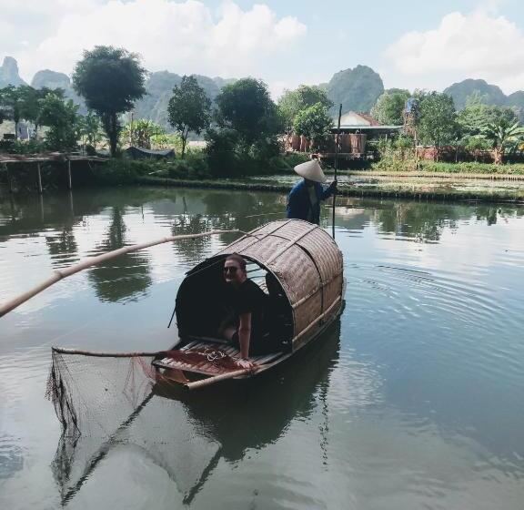 اتاق خانوادگی با چشمانداز باغ, Tam Coc Lotus Flower Homestay