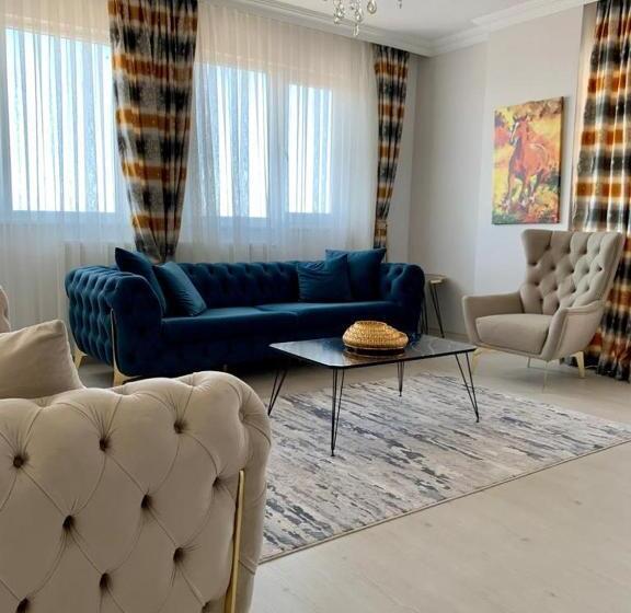 آپارتمان 1 خوابه با چشم‌انداز دریا, Leena Suites