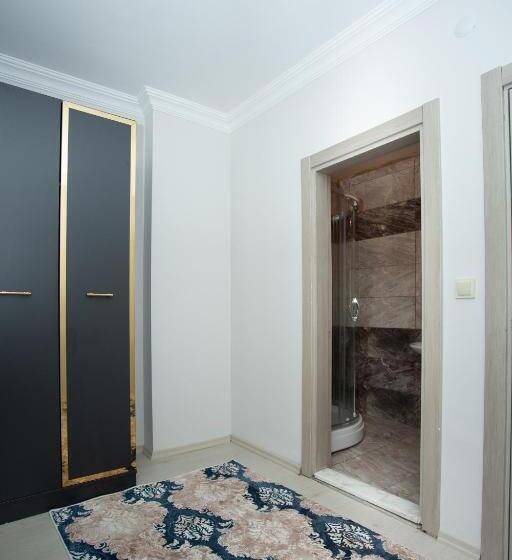 آپارتمان 1 خوابه با تراس, Leena Suites