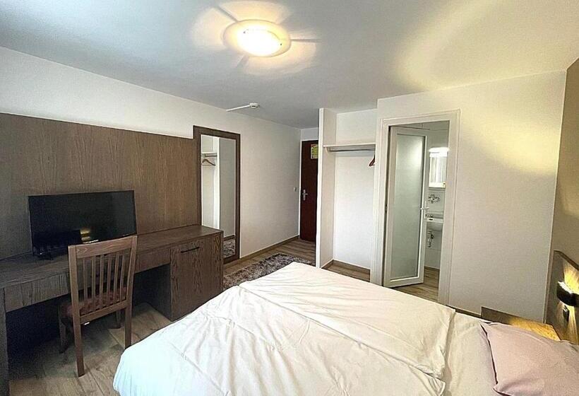 Номер Стандарт, Motel Des Fleurs