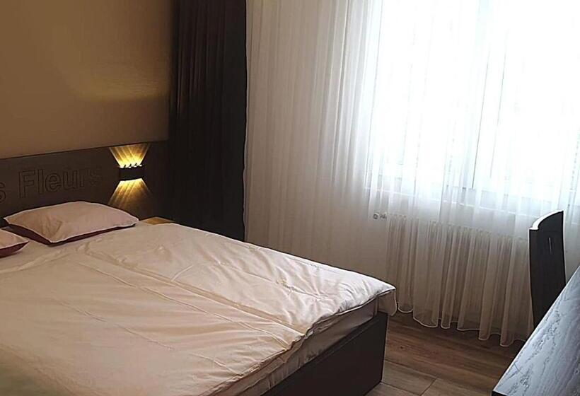标准间, Motel Des Fleurs