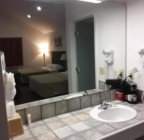スイート, Italy Inn