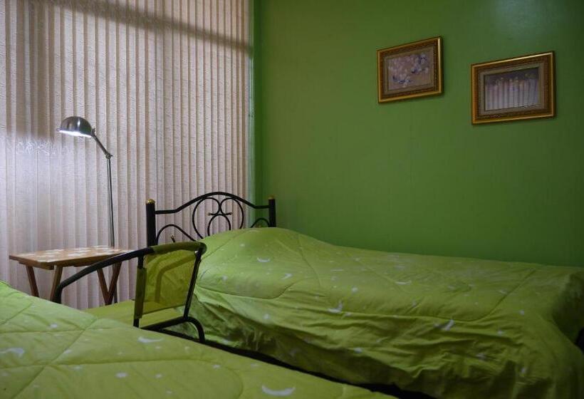 اتاق استاندارد, Punnpannsuk