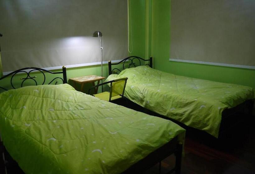 اتاق استاندارد, Punnpannsuk