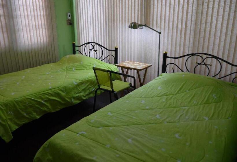 اتاق استاندارد, Punnpannsuk