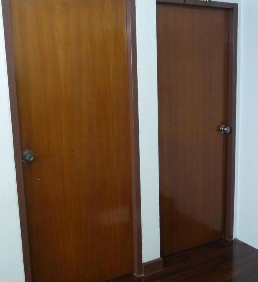 اتاق استاندارد چهار تخته, Punnpannsuk