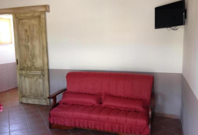 דירת חדר סופריור, Agriturismo Poggio Tondo