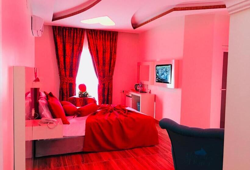 اتاق لوکس, Avesis