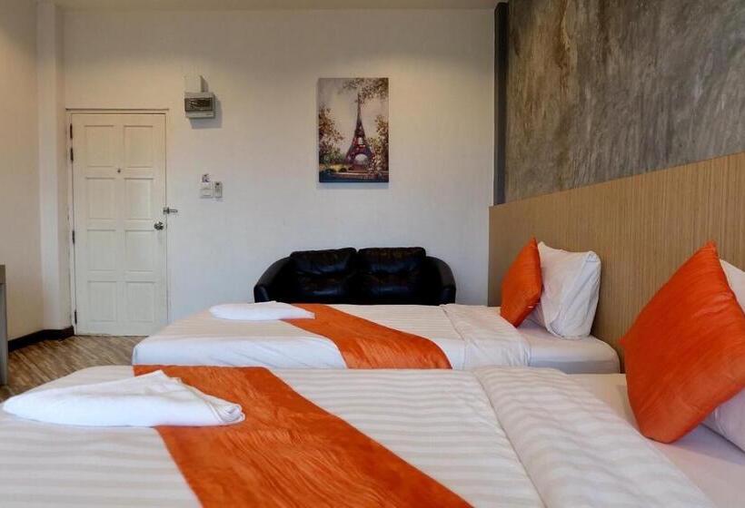 豪华房间带漩涡浴缸, Bk Place